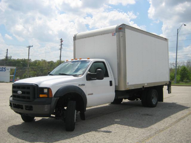 2006 Ford F-450 Riviera