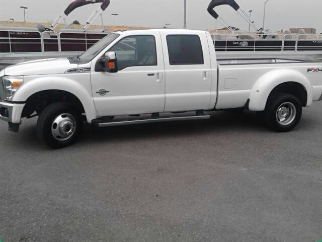 2011 Ford F-450 SD Laramie Longhorn Edition Crew Cab