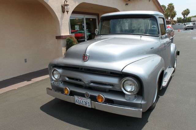 1956 Ford F100 3.0cl W/premium Pkg