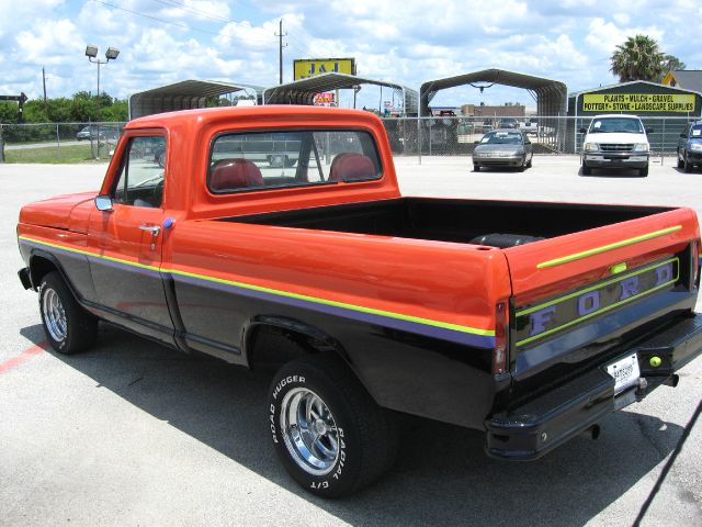 1970 Ford F100 Ext. Cab Short Bed 2WD Manual