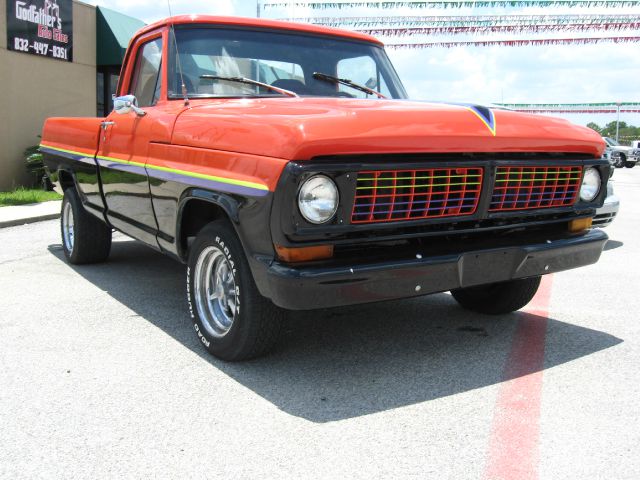 1970 Ford F100 Ext. Cab Short Bed 2WD Manual