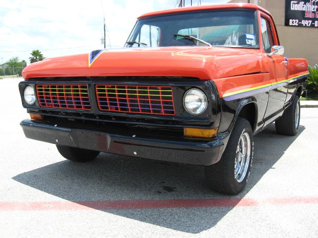 1970 Ford F100 Ext. Cab Short Bed 2WD Manual