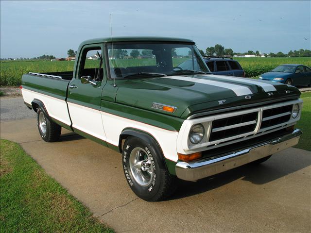 1971 Ford F100 LT Extended,8 FOOT BOX