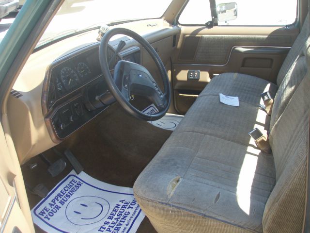 1989 Ford F150 Supercrew-short-limited-nav-22 INCH Rims-1 Owner