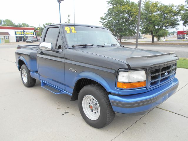 1992 Ford F150 Lariat 4D Crew Cab Truck