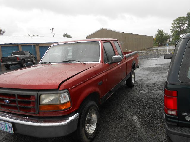 1993 Ford F150 Reg Cab 108 WB