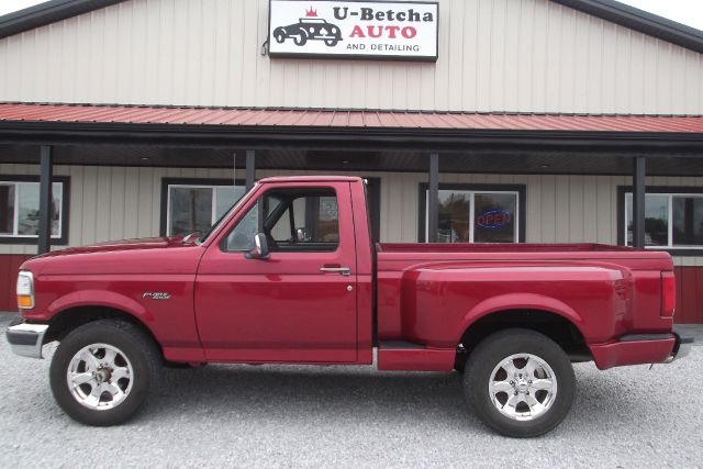 1993 Ford F150 4WD 4dr Supercab 126 FX4 Off-rd 4x4 Truck