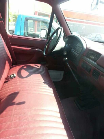 1994 Ford F150 4d Sedan 3.5L SE Plus