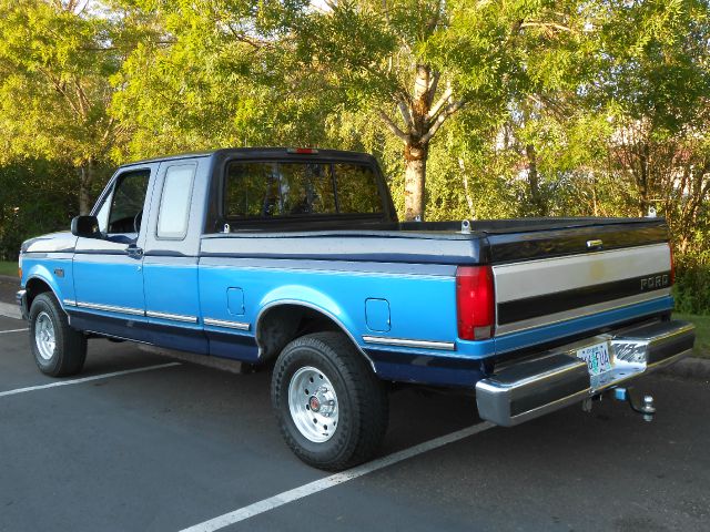 1994 Ford F150 Lariat 4x4 DRW