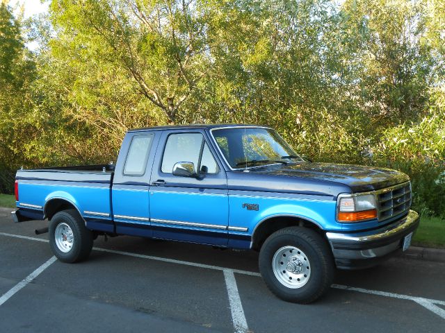 1994 Ford F150 Lariat 4x4 DRW