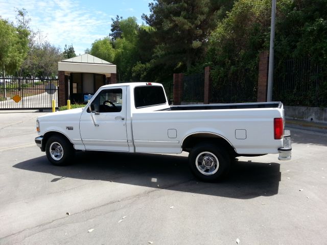 1996 Ford F150 SR5 . DBL CAB