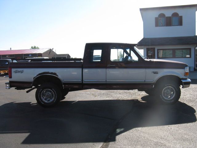 1996 Ford F150 Reg Cab 108 WB