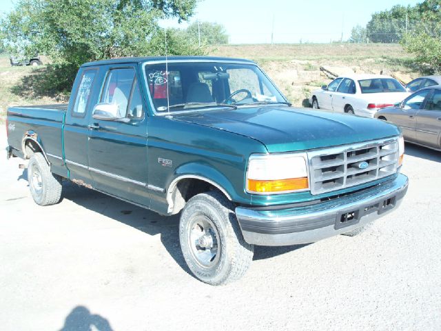 1996 Ford F150 SLT 1 Ton Dually 4dr 35