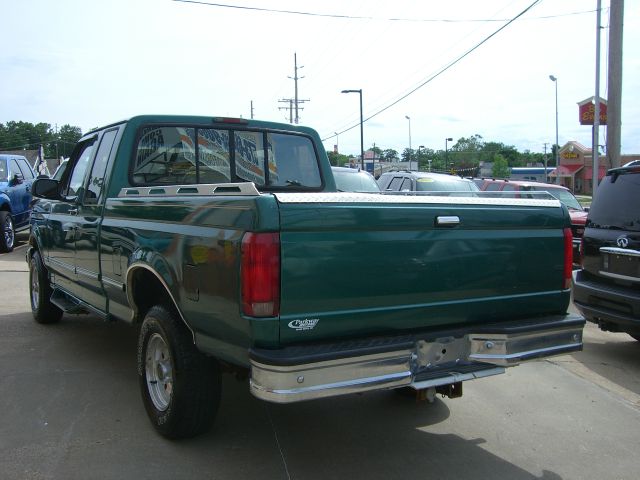 1996 Ford F150 SLT 1 Ton Dually 4dr 35