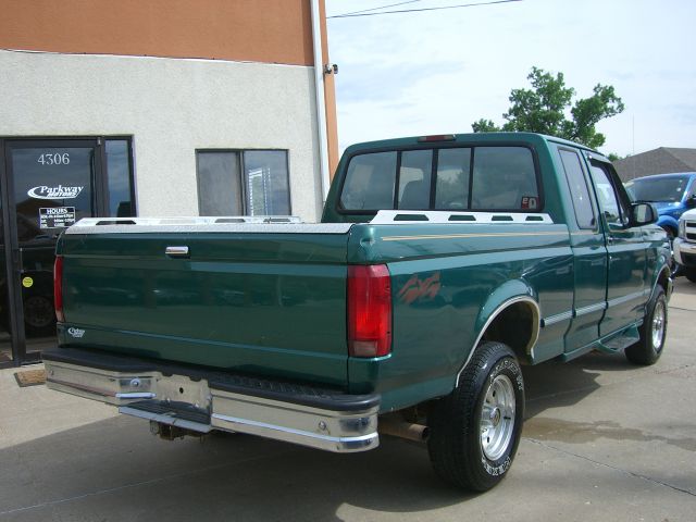 1996 Ford F150 SLT 1 Ton Dually 4dr 35