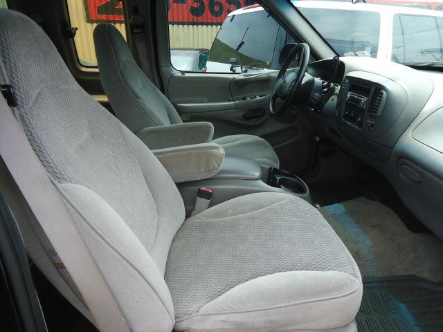 1997 Ford F150 4dr Pick Up