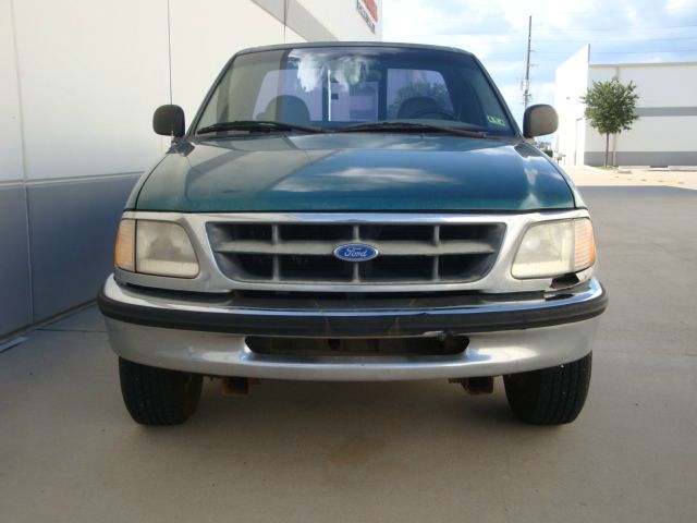 1997 Ford F150 Supercrew-short-limited-nav-22 INCH Rims-1 Owner