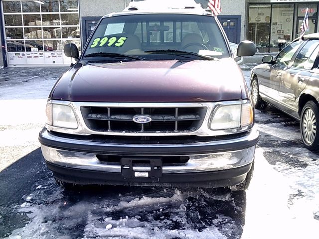 1997 Ford F150 Supercrew-short-limited-nav-22 INCH Rims-1 Owner