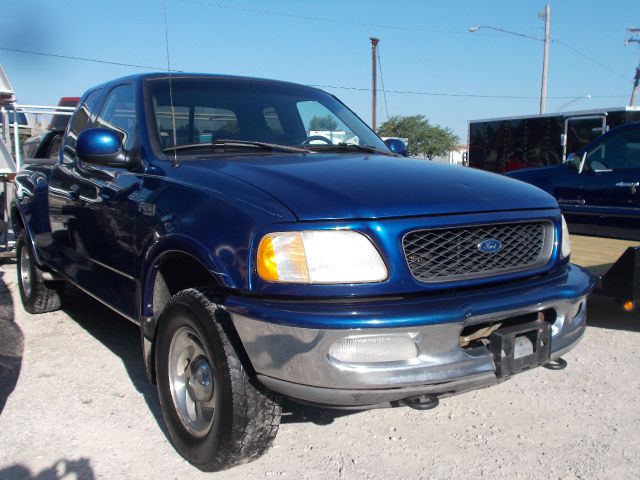 1997 Ford F150 4dr Sdn V6 CVT 3.5 SE