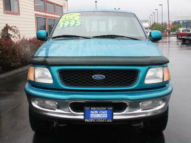 1997 Ford F150 Reg Cab 111.2 Inch WB LS Z71 4x4 Truck