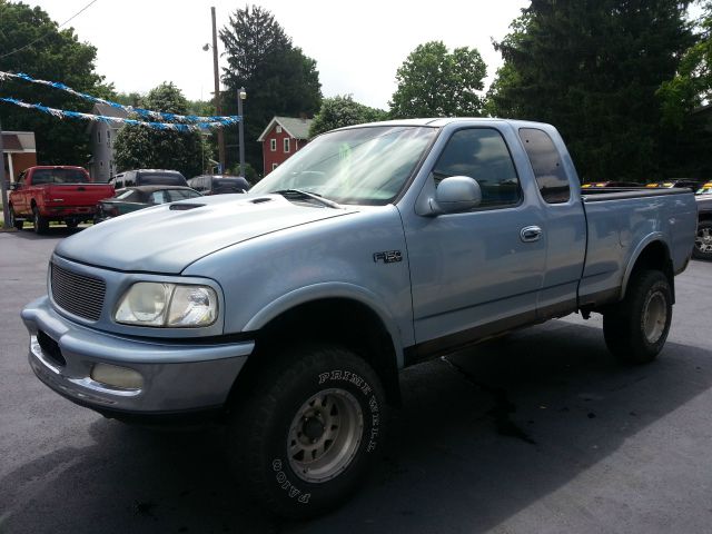 1998 Ford F150 SLT 1 Ton Dually 4dr 35