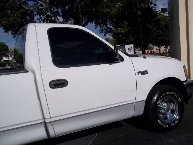 1998 Ford F150 103 WB XLT