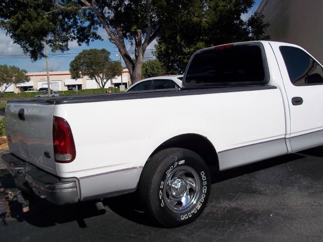 1998 Ford F150 103 WB XLT