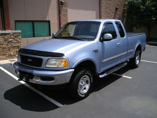 1998 Ford F150 SLT 1 Ton Dually 4dr 35