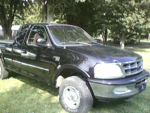 1998 Ford F150 Reg Cab 108 WB