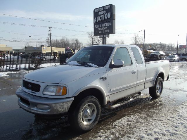 1998 Ford F150 Reg Cab 108 WB