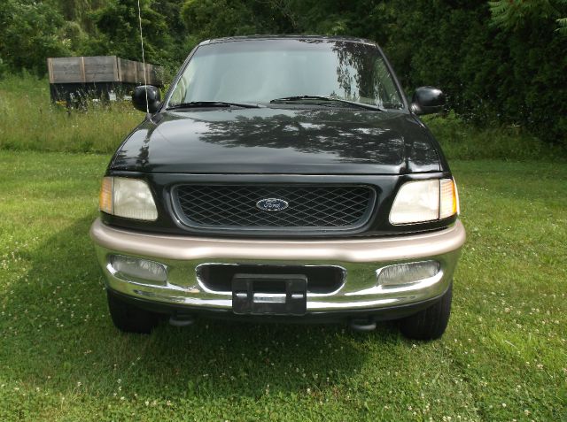 1998 Ford F150 SLT 1 Ton Dually 4dr 35