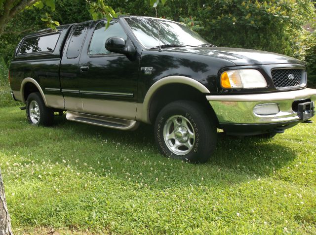 1998 Ford F150 SLT 1 Ton Dually 4dr 35