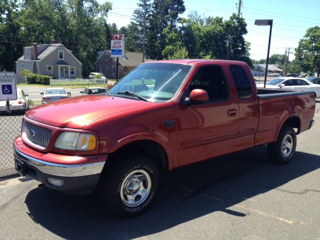 1999 Ford F150 SE Well Kept Alloy Wheels