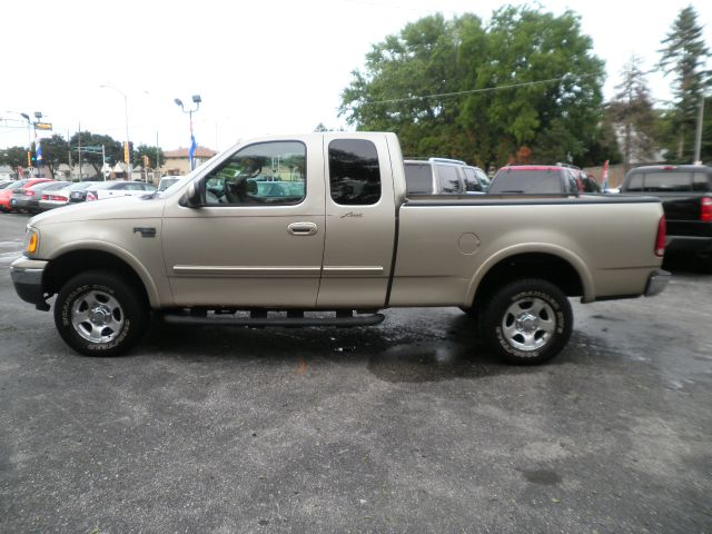 1999 Ford F150 Crew Cab 143.5 WB 4WD SLT