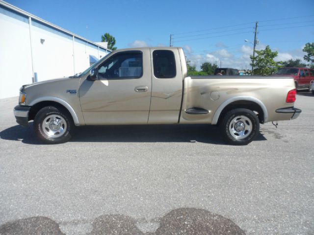 1999 Ford F150 4dr-auto