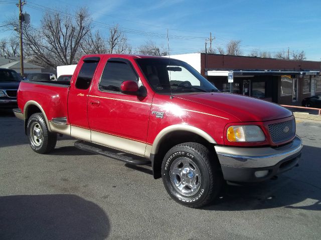 1999 Ford F150 XLS 4D Sedan