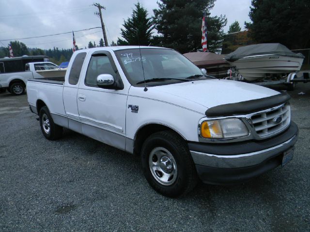 1999 Ford F150 XLT Supercrew Short Bed 2WD