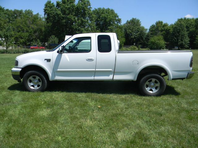 1999 Ford F150 SLT 1 Ton Dually 4dr 35