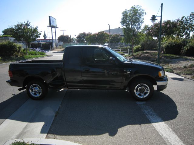 1999 Ford F150 SLE 5.3L V8 4WD 9 Passenger ABS TC