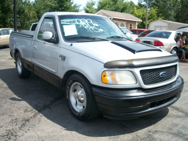 2000 Ford F150 Extended LS