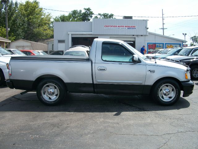 2000 Ford F150 Extended LS