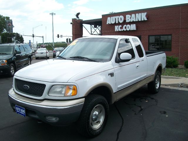 2000 Ford F150 Crew Cab 143.5 WB 4WD SLT