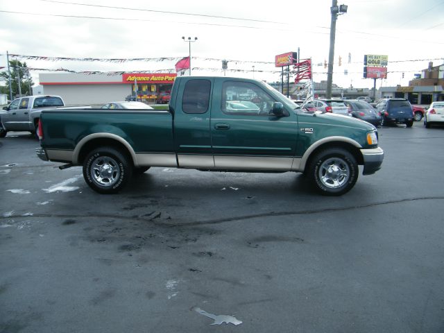 2000 Ford F150 Executive L