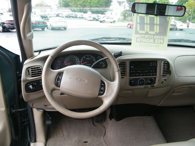 2000 Ford F150 Executive L