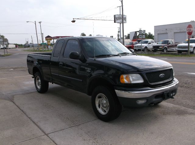 2000 Ford F150 SLT 1 Ton Dually 4dr 35