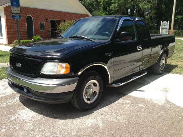 2000 Ford F150 Extended LS