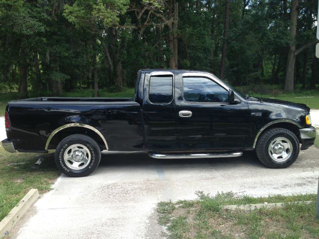 2000 Ford F150 Extended LS