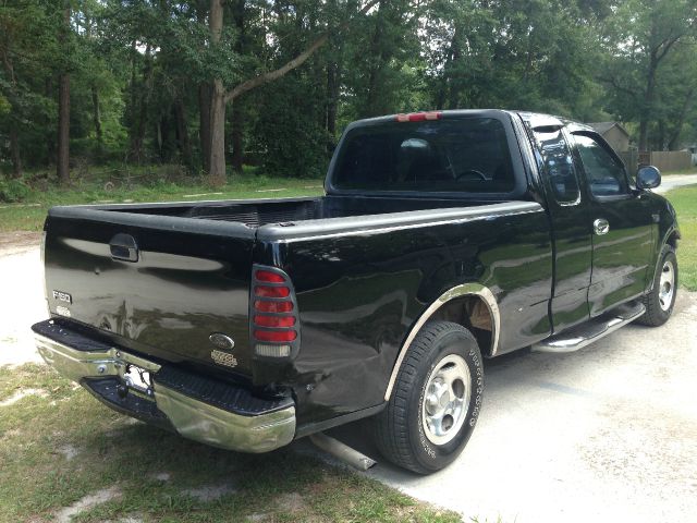 2000 Ford F150 Extended LS