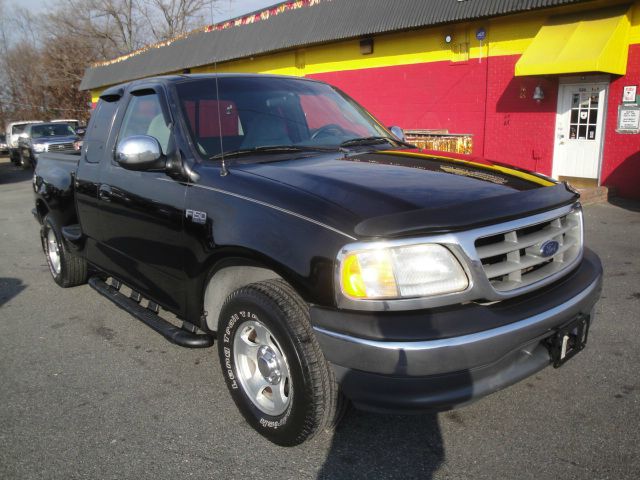 2000 Ford F150 CXL Van