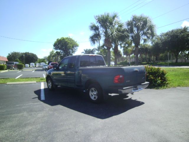 2000 Ford F150 SLE 5.3L V8 4WD 9 Passenger ABS TC